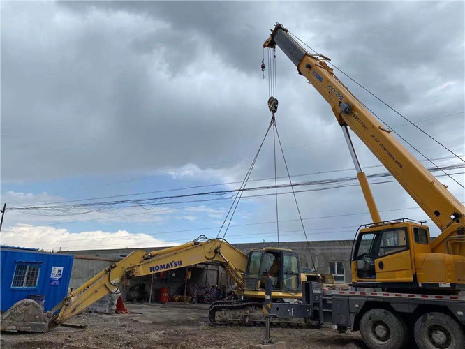 南和县25吨吊车的工作半径是多少？